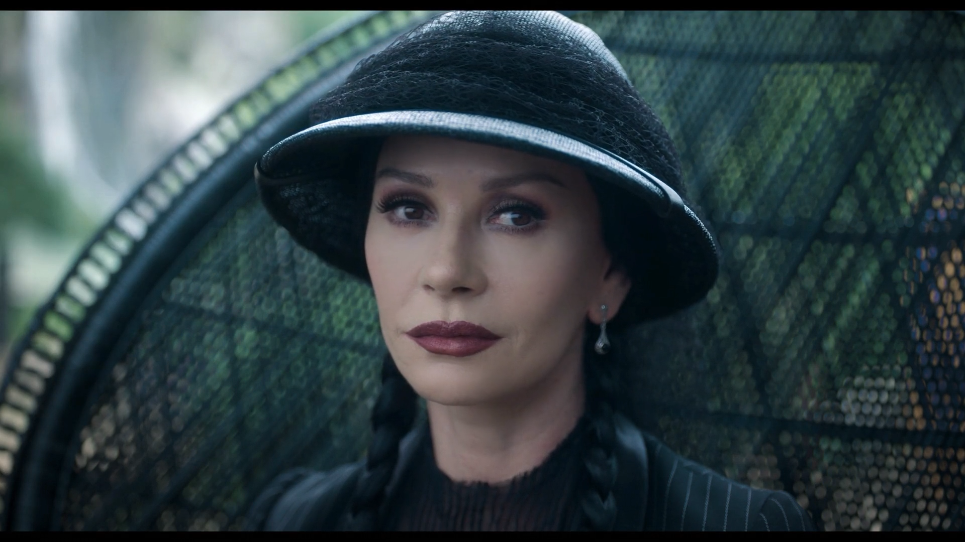 Morticia Addams Flow Frame